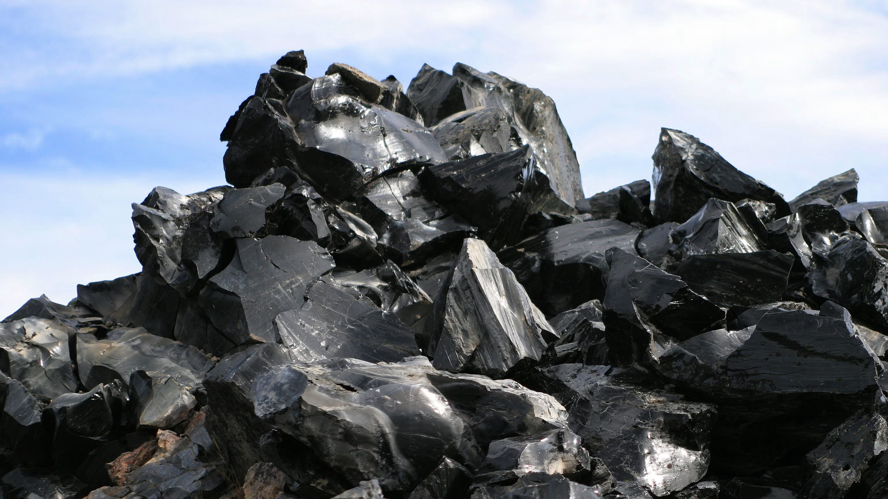 Obsidian: The Black Gold Of Prehistory