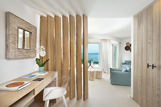 suite-room-interior-luxury-exclusive-pool-suite-sardinia-golfo-aranci