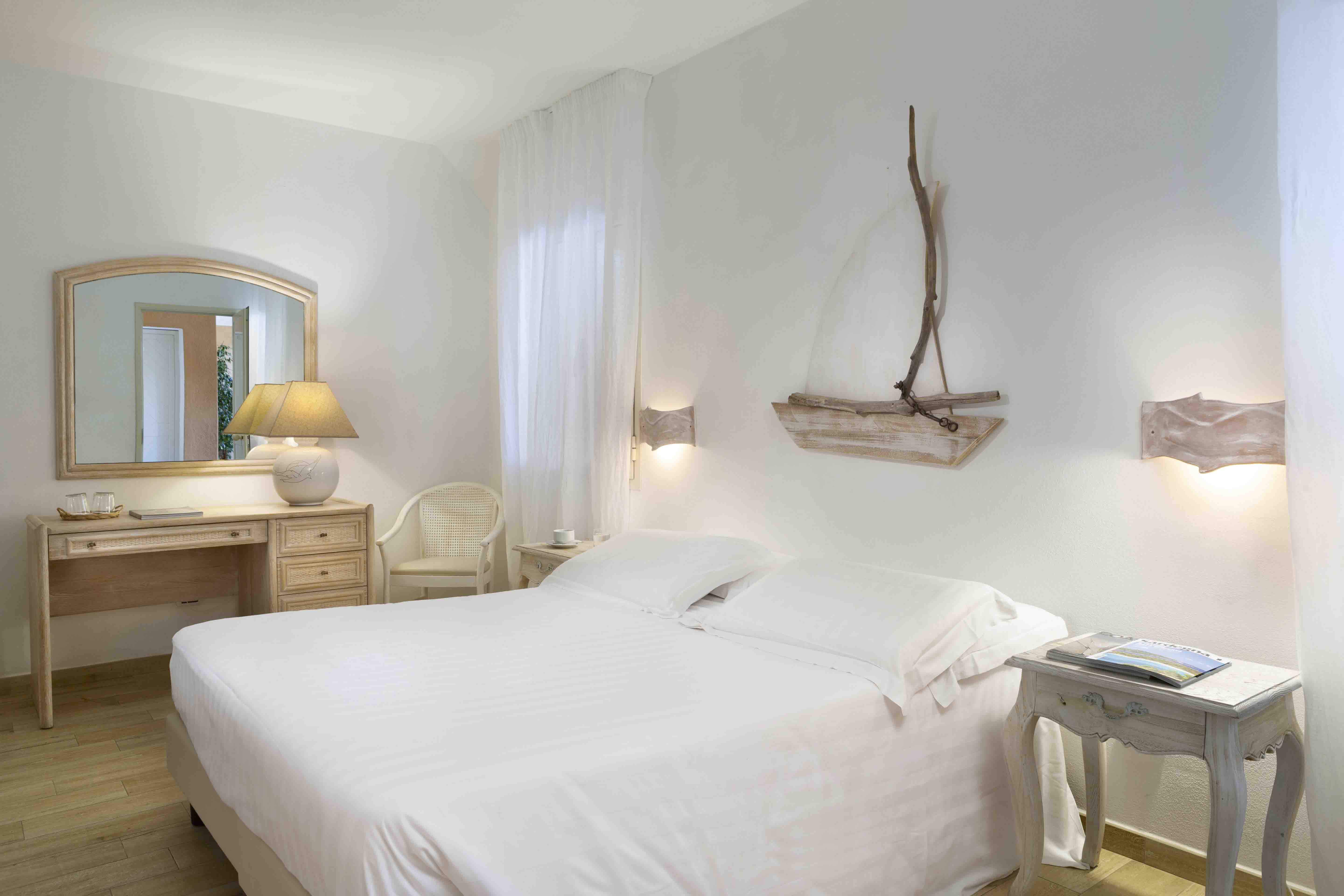 Charming Suite Gabbiano Azzurro Hotel Sardegna Second bedroom